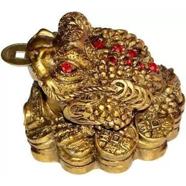 Vastu, Feng Shui, Three Legged Frog Showpiece With Coin For Health, Wealth And Happiness, Decorative Showpiece for Home Decor – 7 cm (CS-2357310)